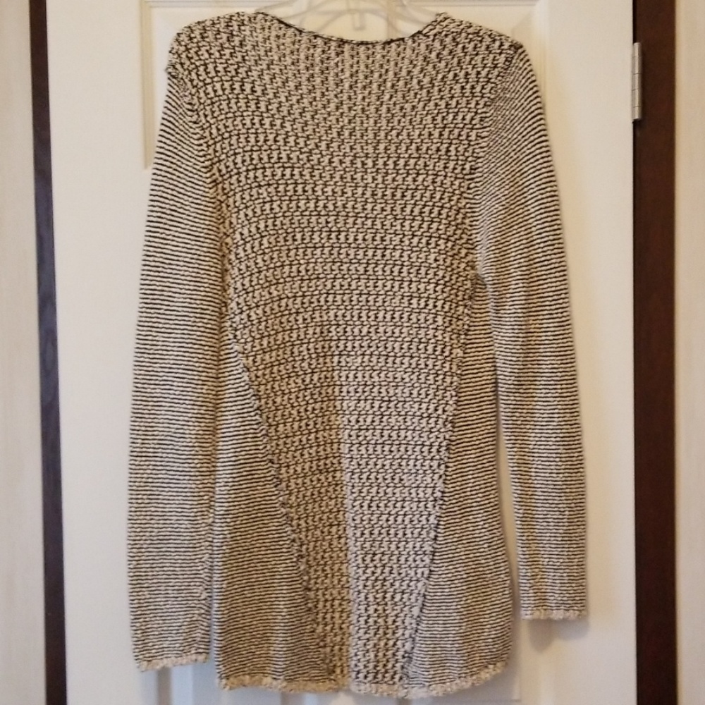 Sweater - Picture 3 of 3